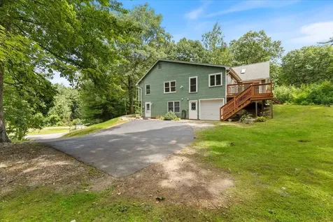 42 Gaita Drive Derry NH 03038