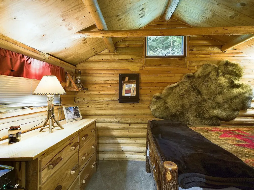 928 Bog Road Stratford NH 03590