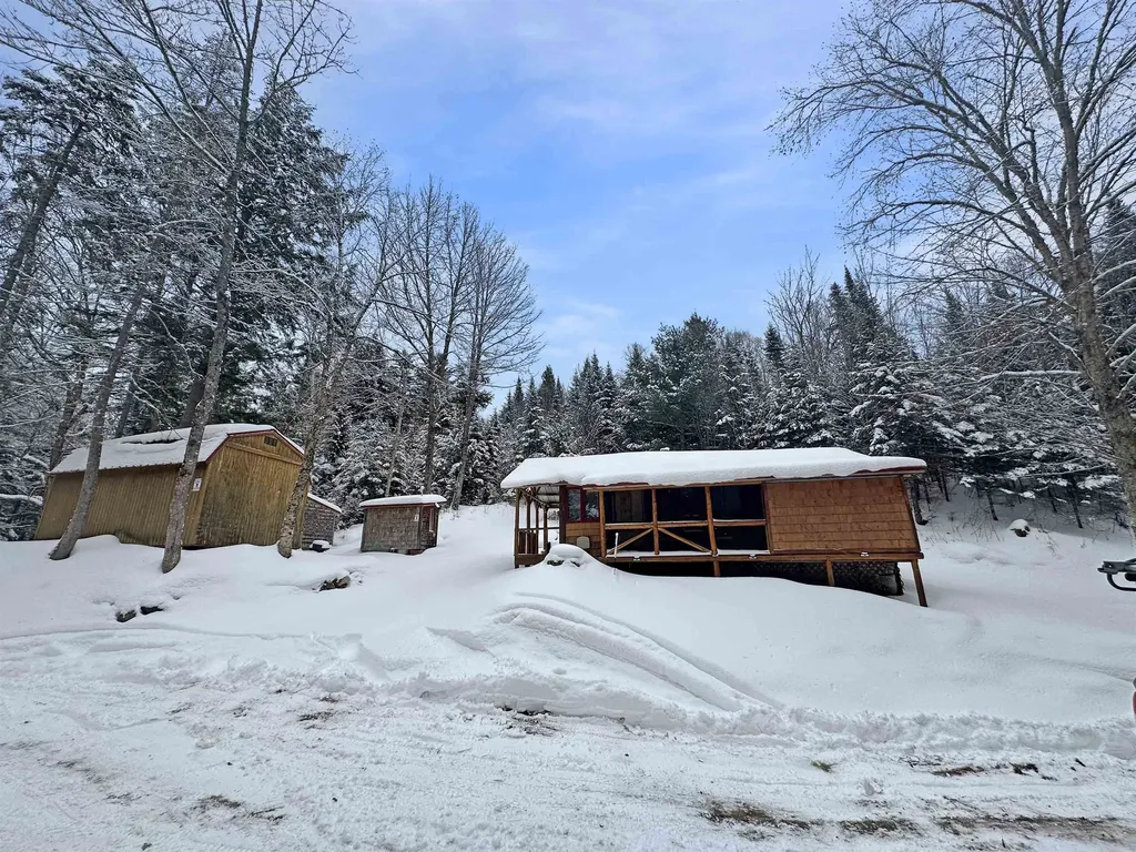 928 Bog Road Stratford NH 03590