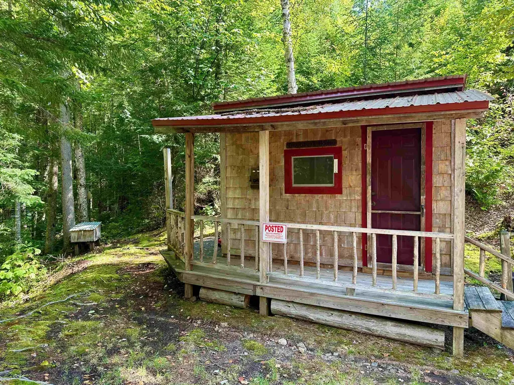 928 Bog Road Stratford NH 03590