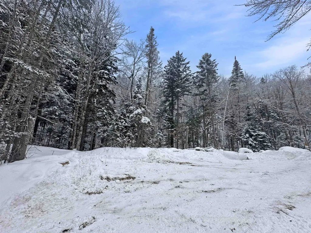 928 Bog Road Stratford NH 03590