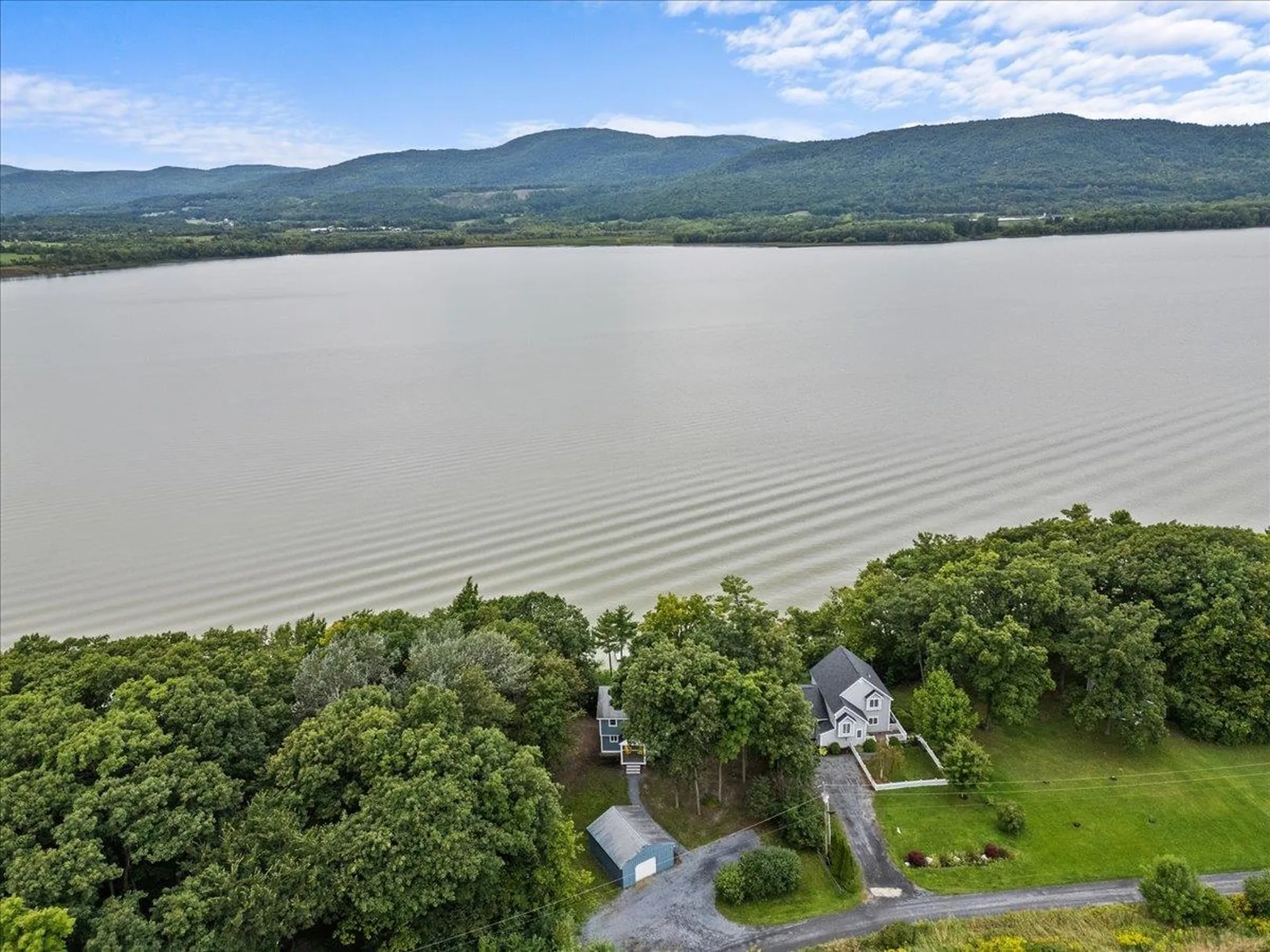 628 Delong Lane Shoreham VT 05734