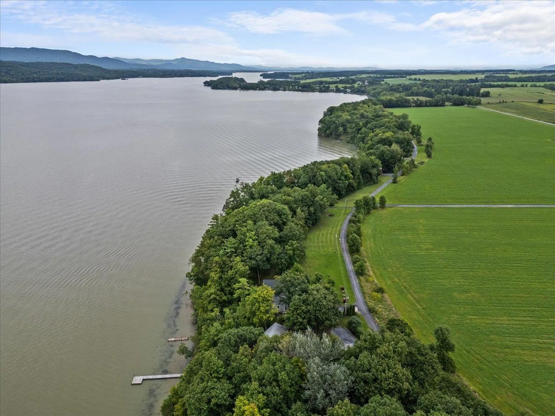 628 Delong Lane Shoreham VT 05734