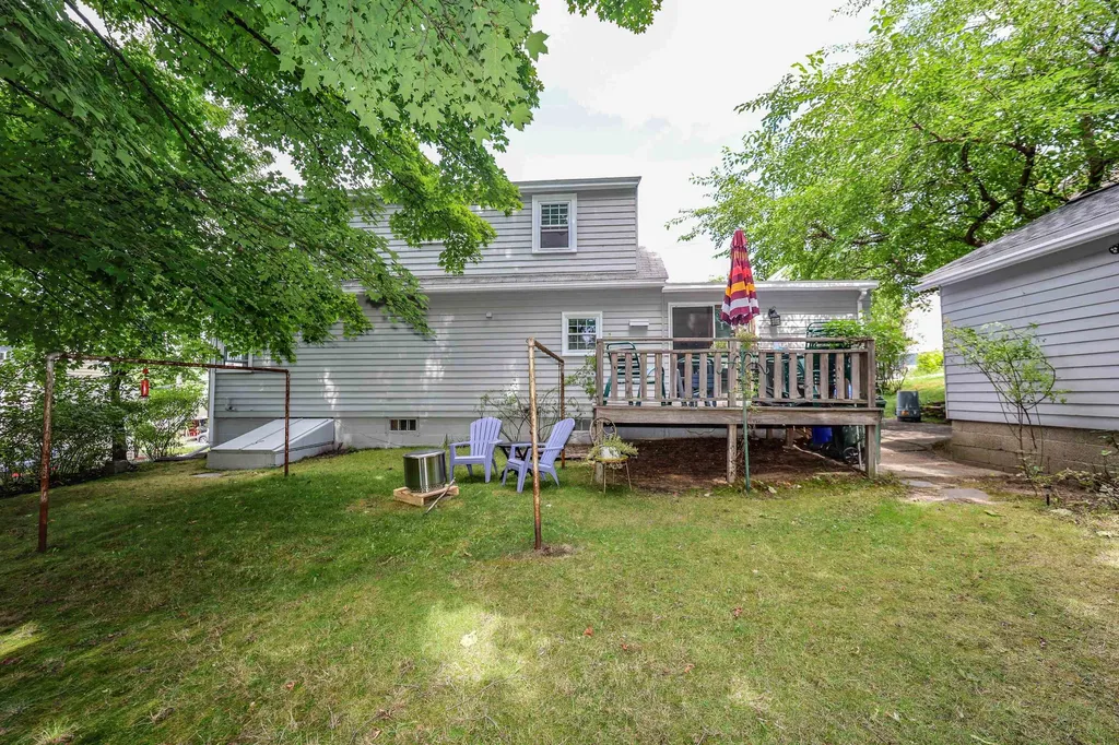 369 Lowell Street Manchester NH 03104