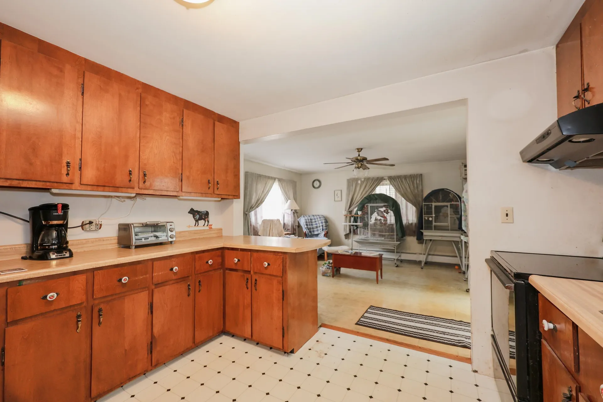 369 Lowell Street Manchester NH 03104