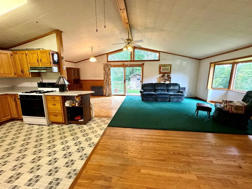 442 Stage Road Plainfield NH 03781