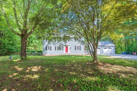 7 Knightland Road Atkinson NH 03811
