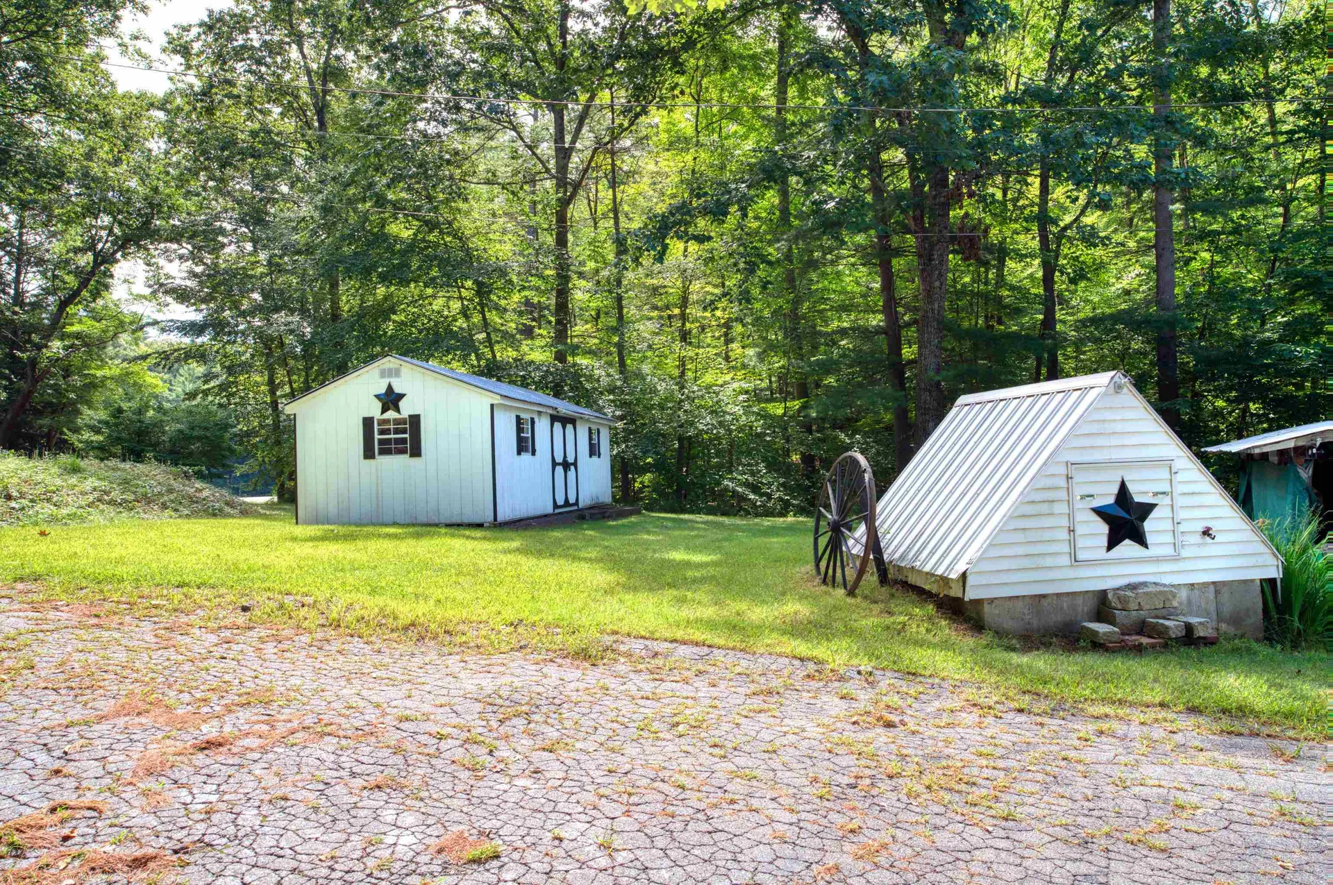 318 County Road Walpole NH 03608