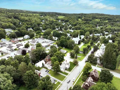 318 County Road Walpole NH 03608
