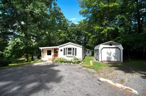 318 County Road Walpole NH 03608