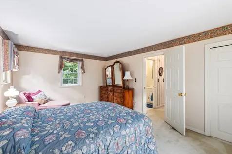 6 Taylor Court Peterborough NH 03458