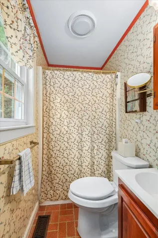 6 Taylor Court Peterborough NH 03458