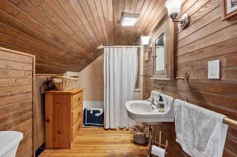 62 Boathouse Road Moultonborough NH 03254