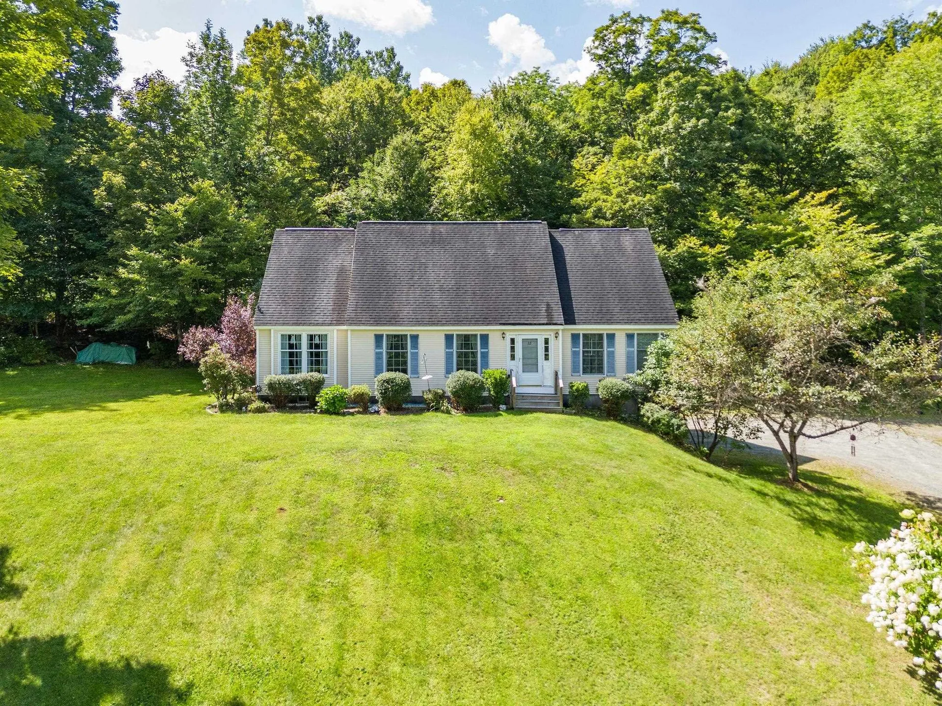 22 Patsy Lane Thetford VT 05075