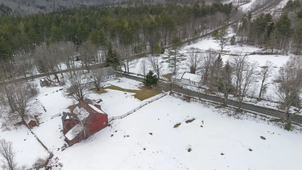 20 Finkel Road Wardsboro VT 05355