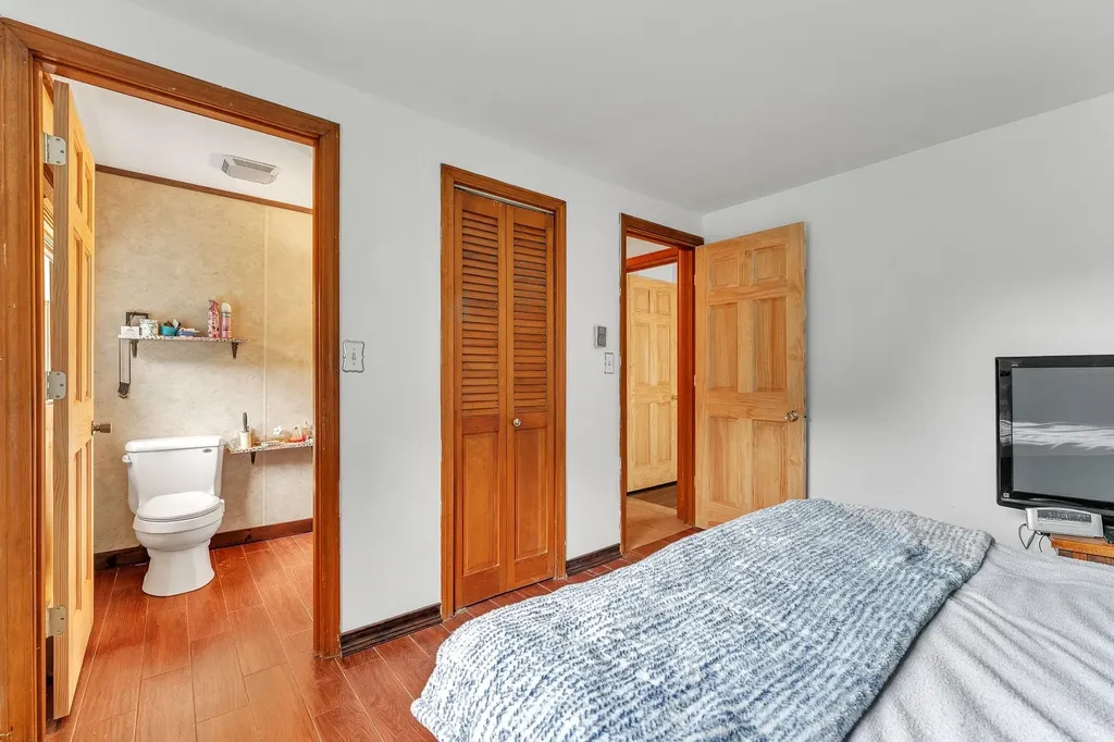 170 W Cobble Hill Road Barre Town VT 05641