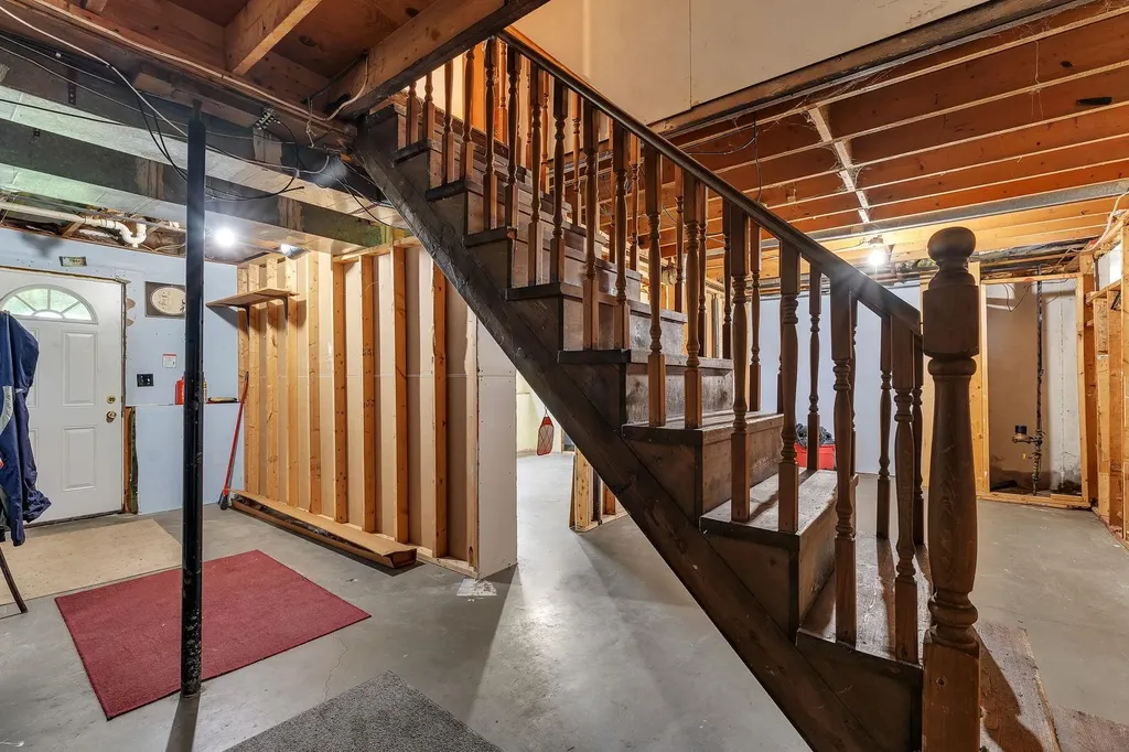 170 W Cobble Hill Road Barre Town VT 05641