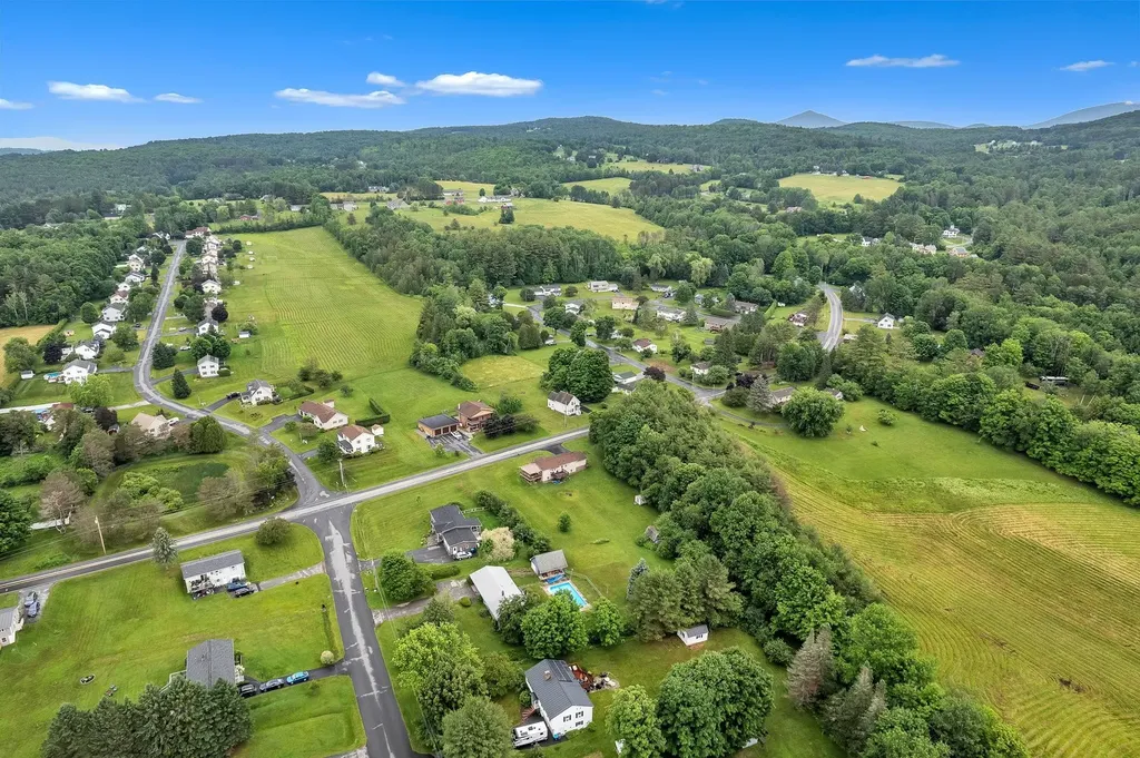 170 W Cobble Hill Road Barre Town VT 05641