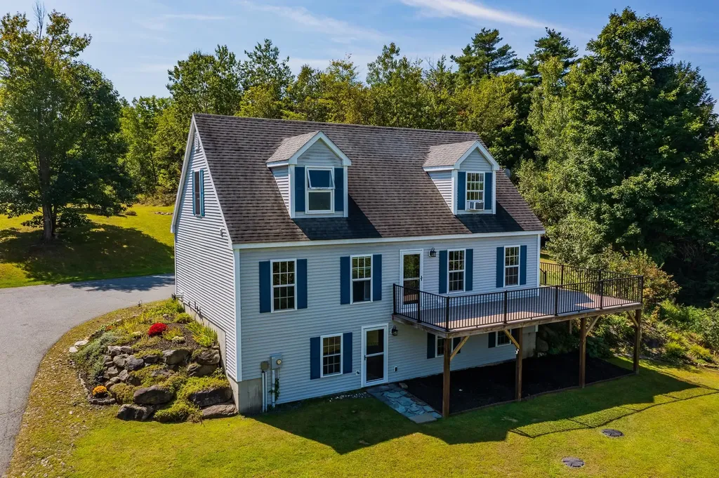 22 Mirror Lake Heights Canaan NH 03741