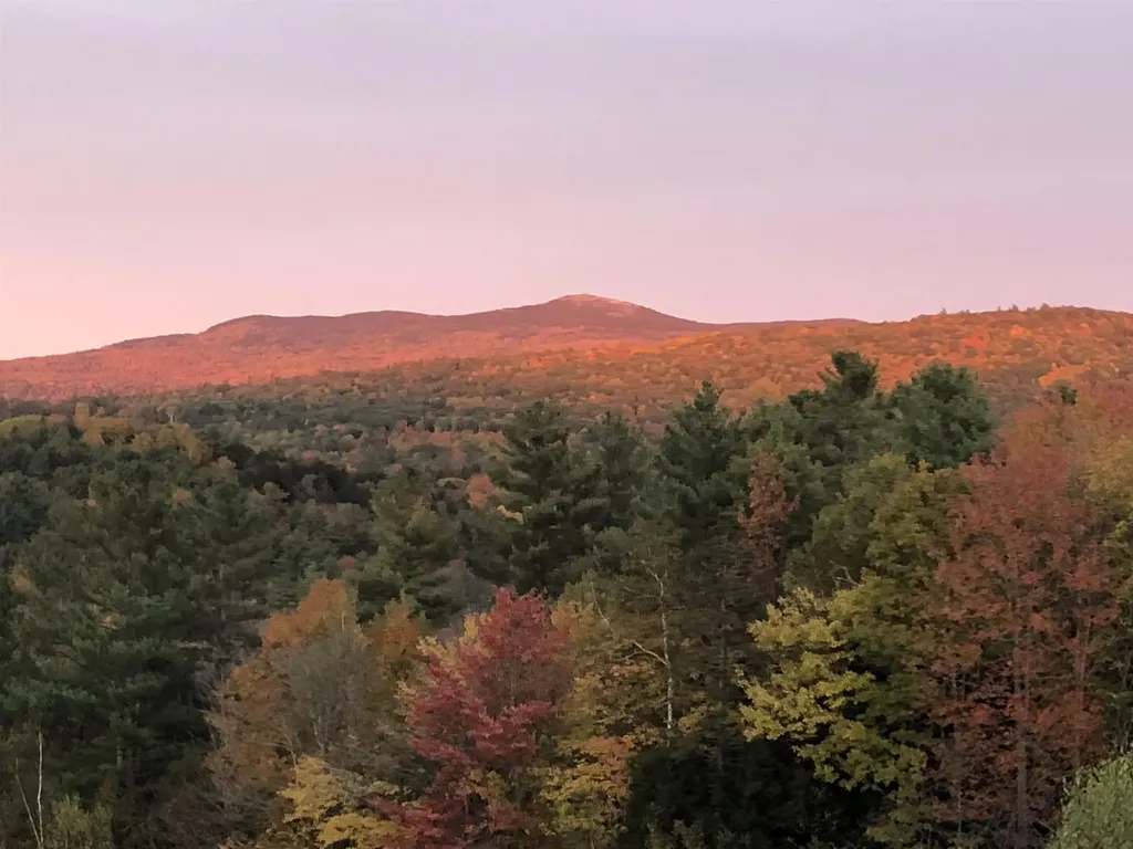 22 Mirror Lake Heights Canaan NH 03741