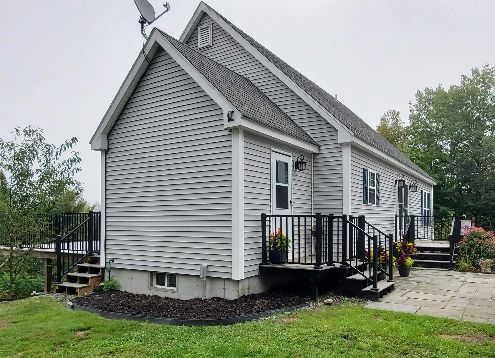 22 Mirror Lake Heights Canaan NH 03741