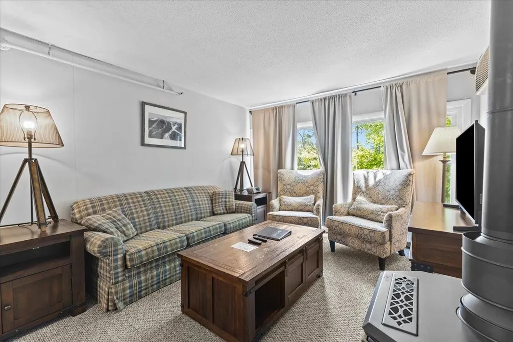 260 Mountainside Drive Stowe VT 05672