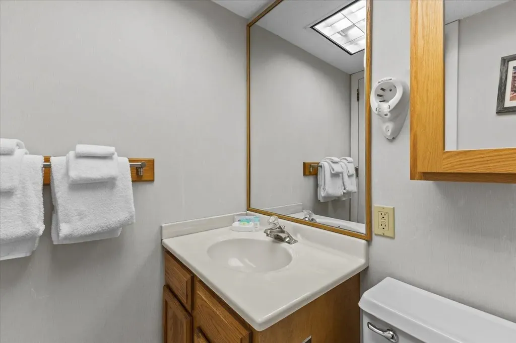 260 Mountainside Drive Stowe VT 05672