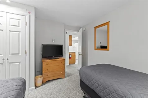 260 Mountainside Drive Stowe VT 05672