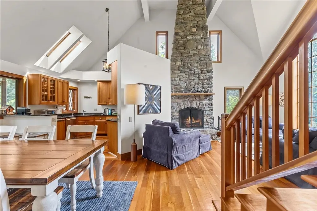 386 South Hollow Road Stowe VT 05672