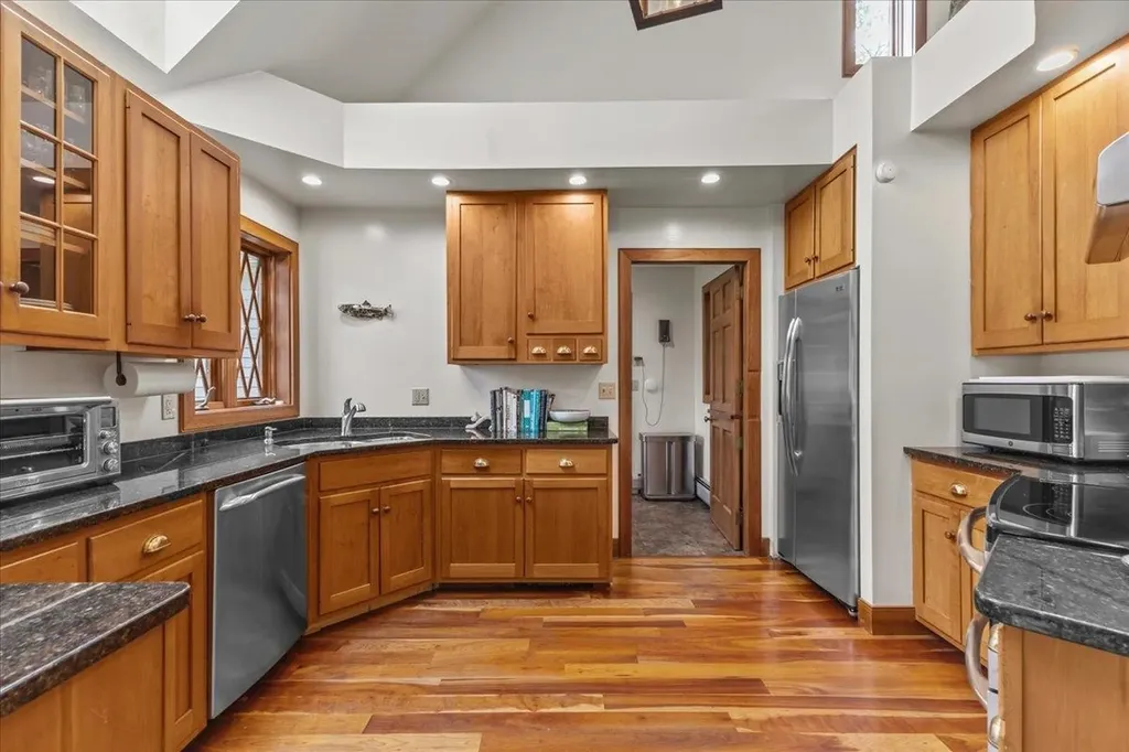 386 South Hollow Road Stowe VT 05672