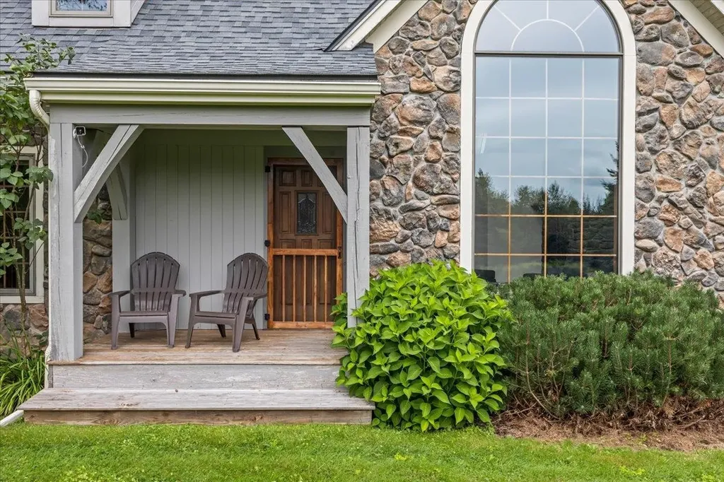 386 South Hollow Road Stowe VT 05672