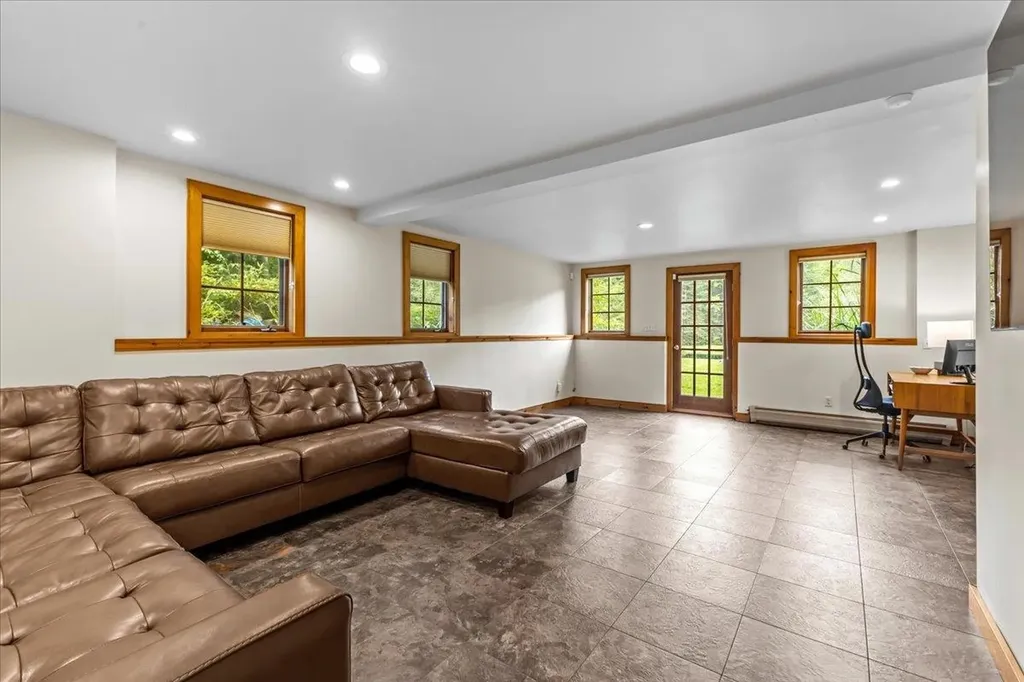 386 South Hollow Road Stowe VT 05672