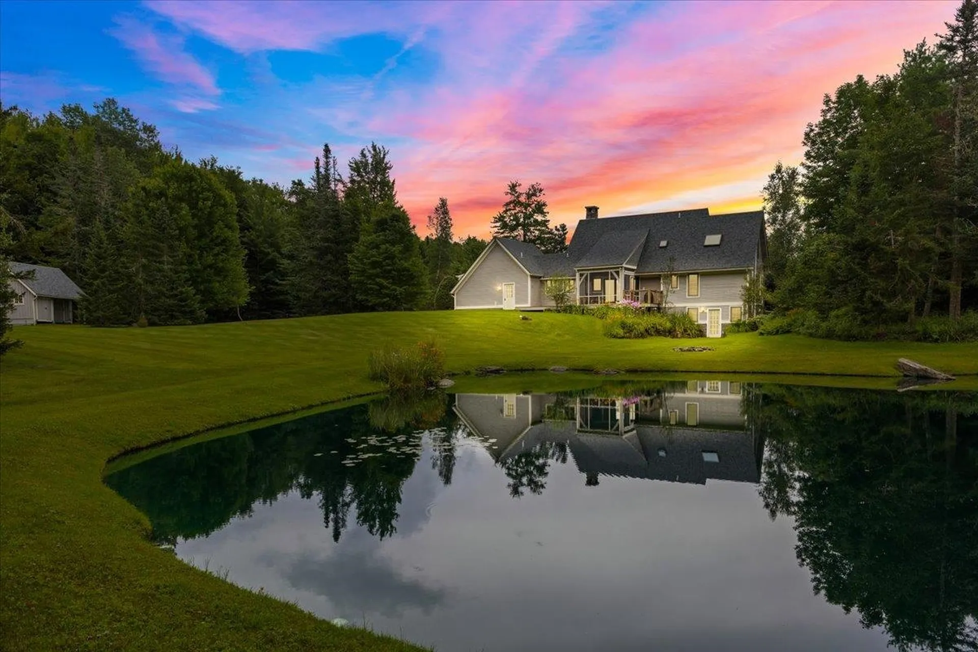 386 South Hollow Road Stowe VT 05672