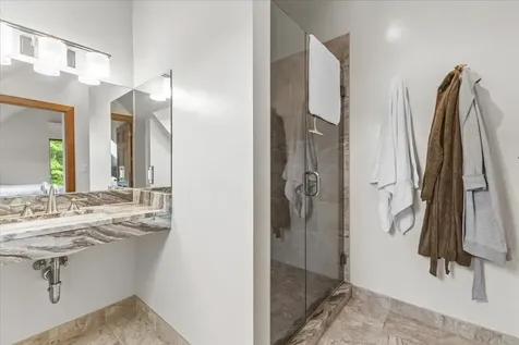 386 South Hollow Road Stowe VT 05672