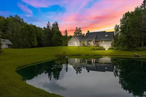 386 South Hollow Road Stowe VT 05672