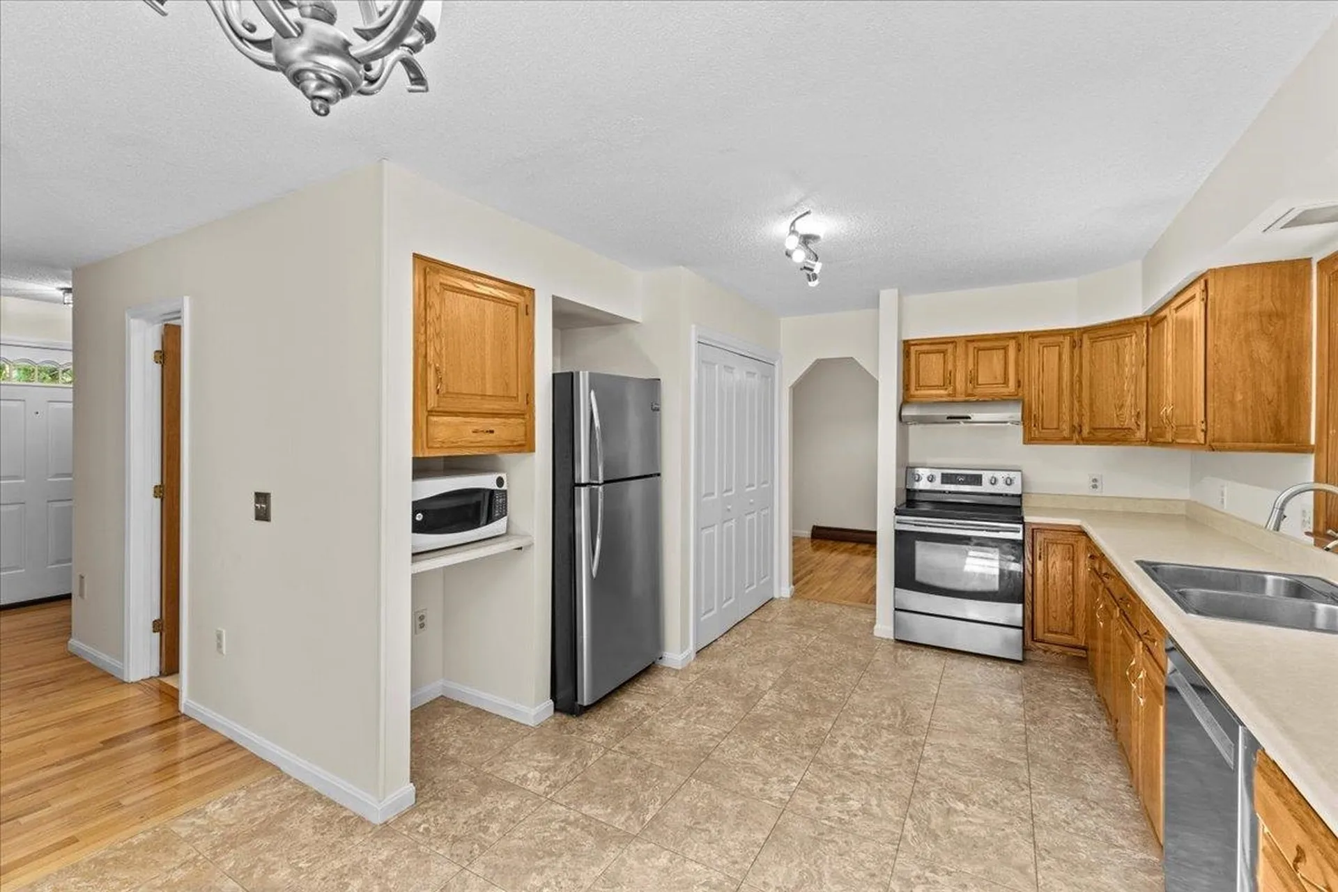 202 Joey Drive Colchester VT 05446