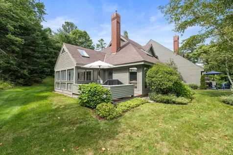 12 The Seasons New London NH 03257-6037