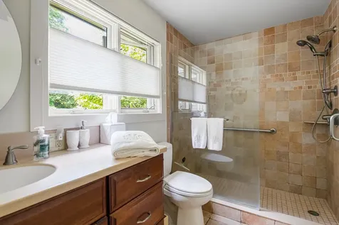 12 The Seasons New London NH 03257-6037