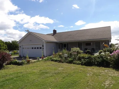 631 Hunkins Pond Road Sanbornton NH 03269