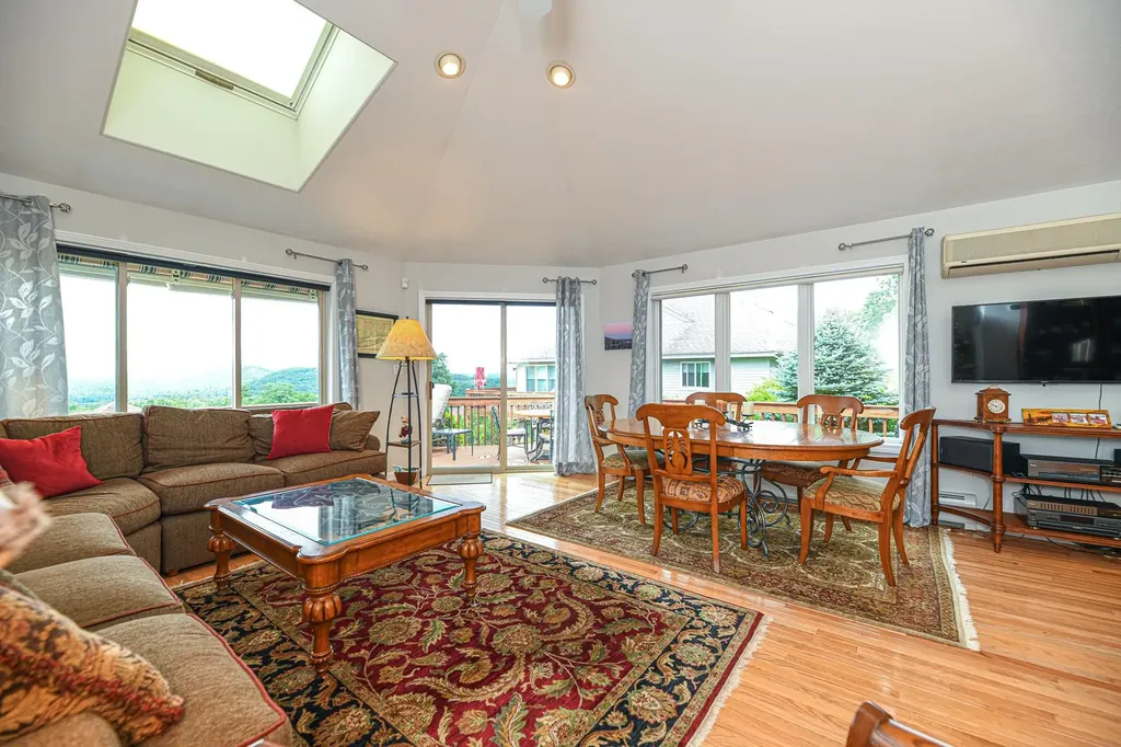 27 North Peak Village Newbury NH 03255