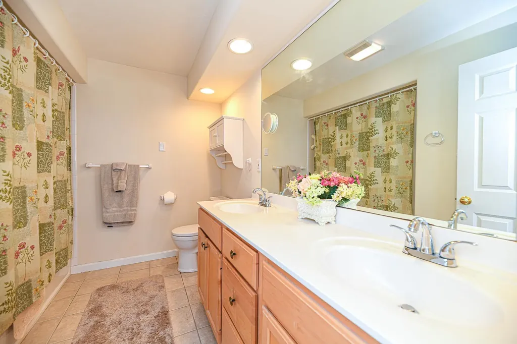 27 North Peak Village Newbury NH 03255
