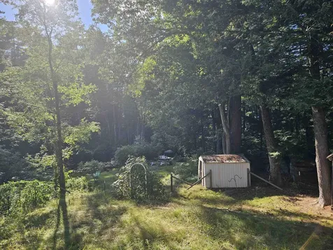 16 East Shore Road Swanzey NH 03446