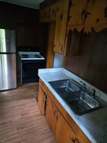 16 East Shore Road Swanzey NH 03446