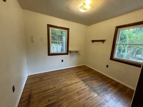 16 East Shore Road Swanzey NH 03446