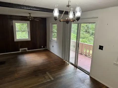 16 East Shore Road Swanzey NH 03446