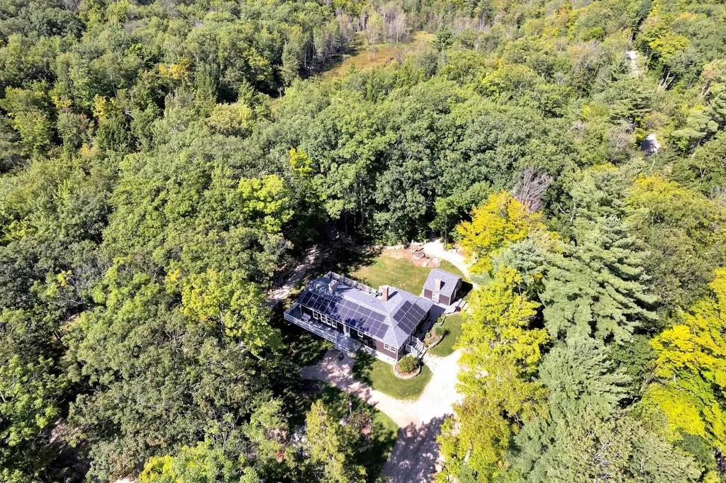 573 Mountain Road Newbury NH 03255