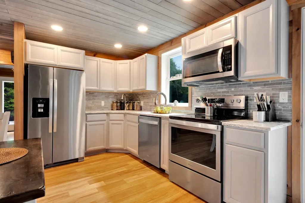 573 Mountain Road Newbury NH 03255