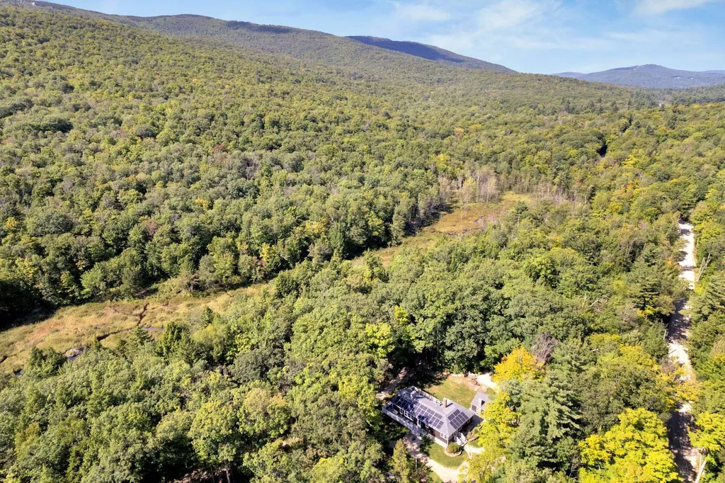 573 Mountain Road Newbury NH 03255