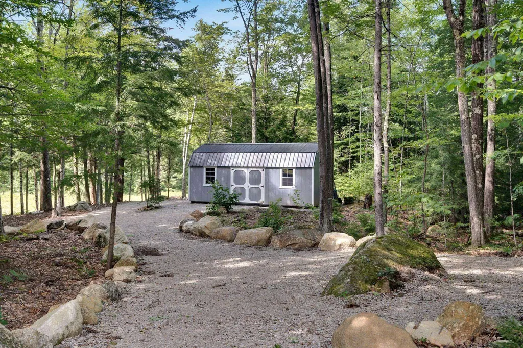573 Mountain Road Newbury NH 03255