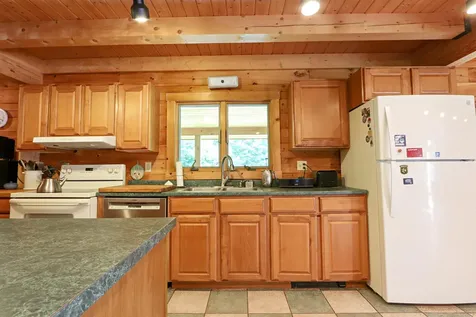 1353 Maple Tree Lane Peacham VT 05862